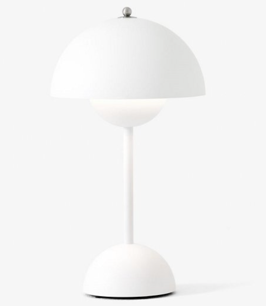 Flowerpot Lamp White is an aesthetic, modern design that effortlessly complements any interior! An eye-pleasing, simply perfect addition to any home.