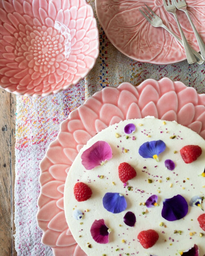 Bloom Plate Pale Pink